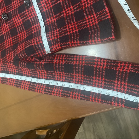 Louben Elegant Red and Black Plaid Women's Blazer size 6 - Picture 11 of 16